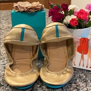 Tieks NEW LIMITED EDITION Champagne Gold Size 6